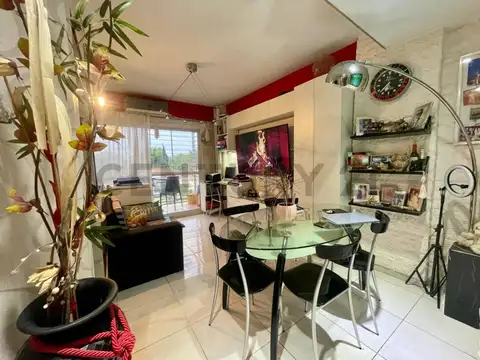 Dr. Luis Maspero 1600, Piso 2