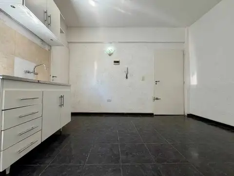 Departamento en Venta en Pompeya, USD 23.000