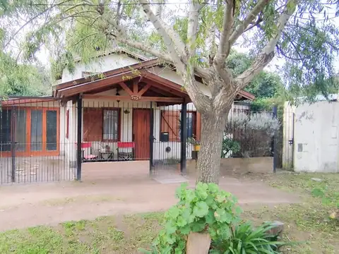 Casa - Venta - Argentina, Villa Gesell - Av 8 745