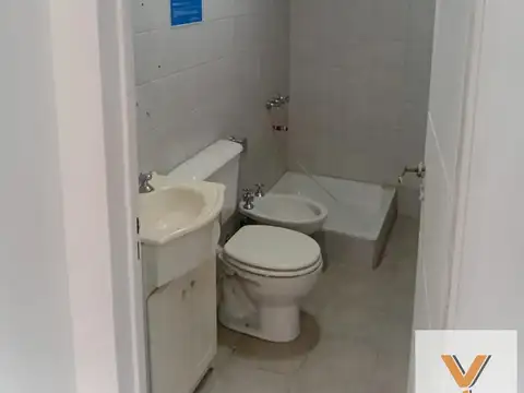 Departamento 9 ambientes con 3 baños