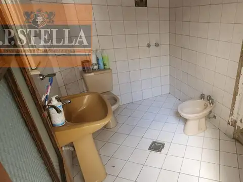 Casa 4 Ambientes 150 m² en 2 Plantas - Lote 9 x 9 - Mataderos