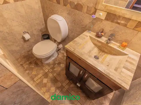 Depto Tipo Casa en Venta con 1 cocheras