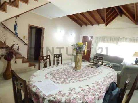 Casa en Venta en Temperley, USD 155.000