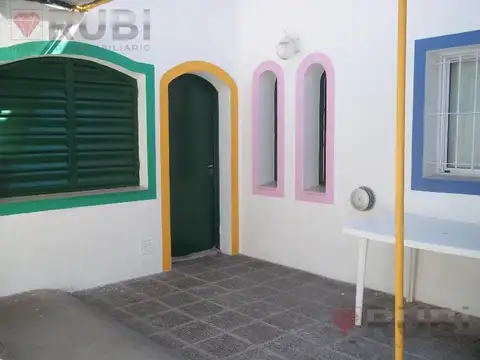 Calle Sierra Grande, Las Grutas al 400