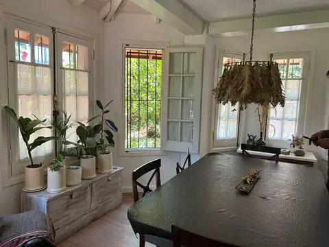 Casa en Alquiler Temporal con 1 cochera