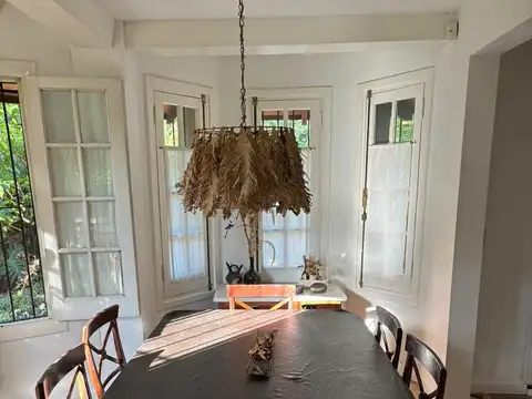 Casa 3 ambientes con 2 baños