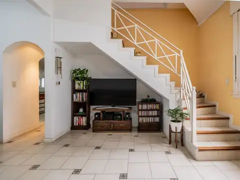 Depto Tipo Casa en Venta de 3 dormitorios
