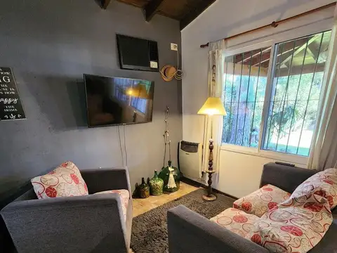 VENTA CASA 5 AMBIENTES DEL VISO CON PATIO