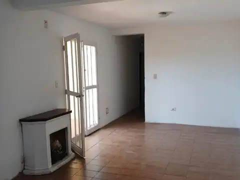 Departamento 4 ambientes con 1 baño