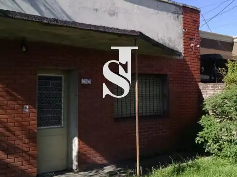 OPORTUNIDAD  Casa en Venta en lujan