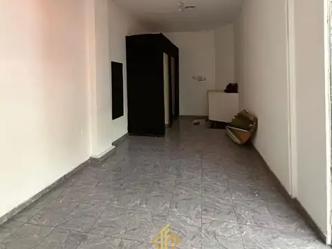 Local en Alquiler en Centro, $ 400.001