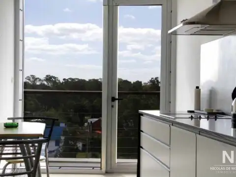 Departamento 4 ambientes con 3 baños