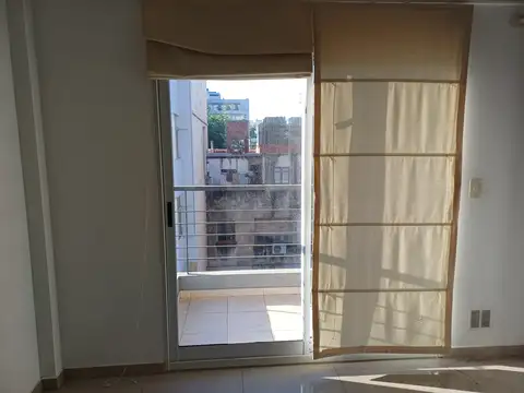Departamento en Alquiler en Urquiza R, $ 500.000