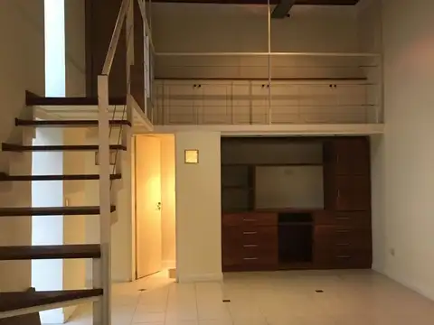 Depto Tipo Casa en Venta 61 años