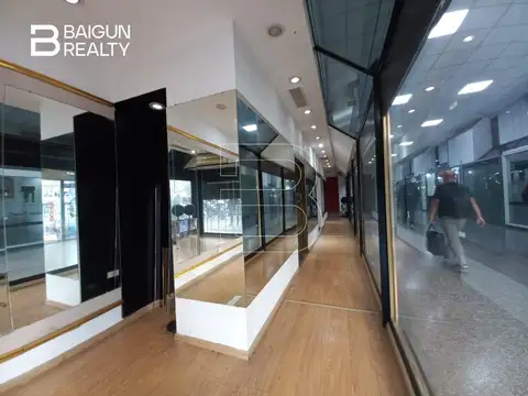 Local en Venta 50 años