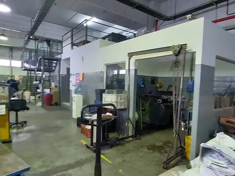 Nave Industrial en Venta - Villa Soldati