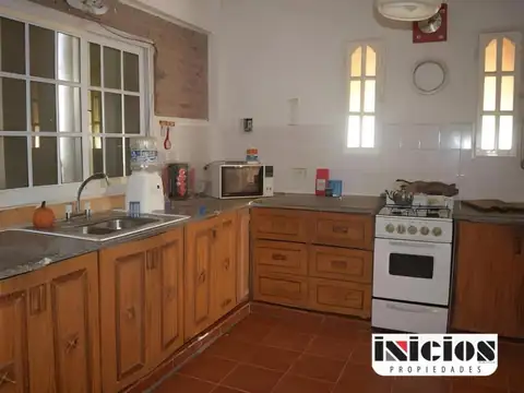 Casa 4 ambientes con 4 baños