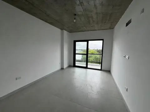 Venta de Oficina mas cochera en Hurlingam