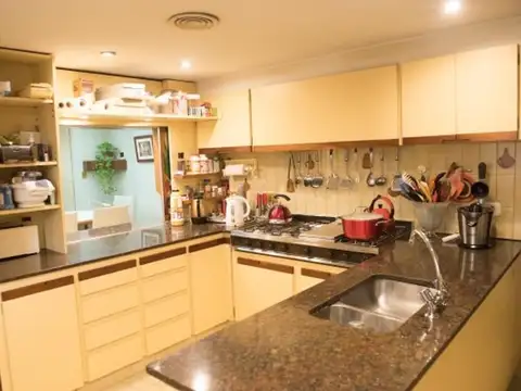 Av Chivilcoy 4300 , Piso 2