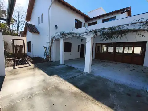 Casa en Venta en Manuel B Gonnet, USD 290.000