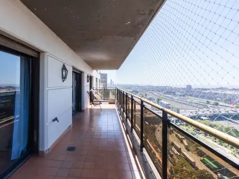Avenida Del Libertador 400