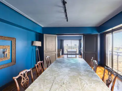 Departamento 8 ambientes con 4 baños