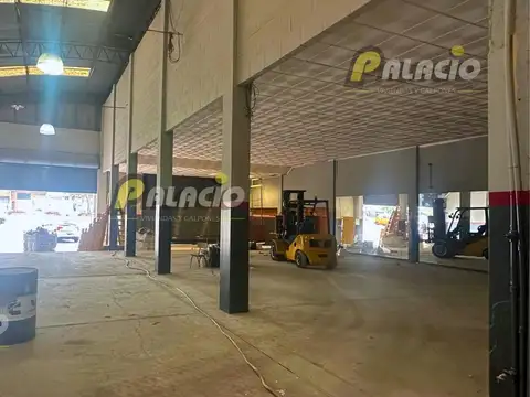 Impecable Galpon 700m² sobre Importante Avenida