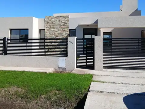 Casa en venta de Don Mateo - Funes