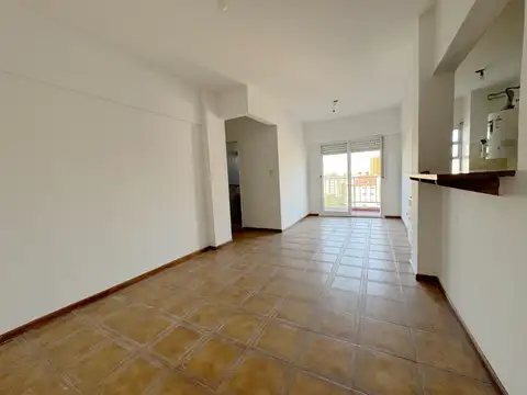 Departamento en Alquiler en Caseros, $ 750.000