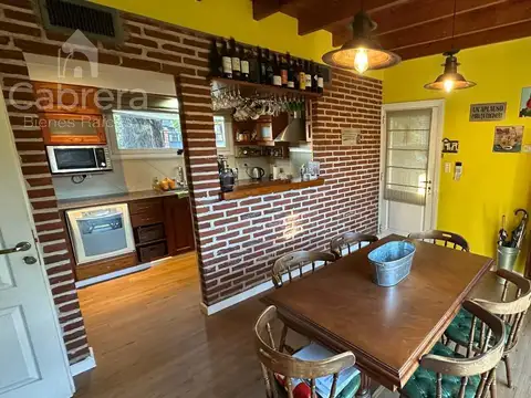 Casa en Venta con 1 cochera