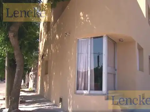 Lencke vende - excelente edificio Comercial en Colonia del Sacramento