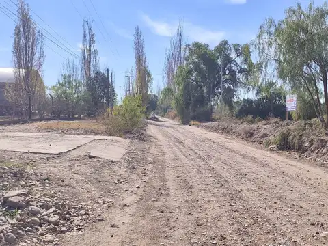 Terreno en Venta 157  mts Frente