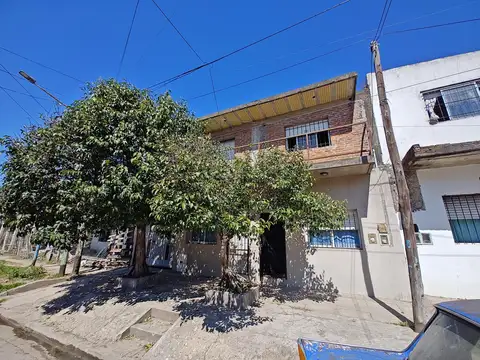 Casa en venta en Gonzalez Catan