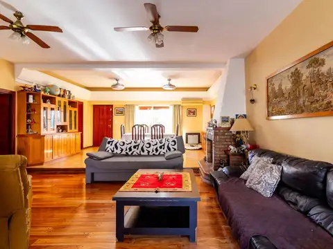 Casa en Venta en Victoria Barrio Centro, USD 428.000