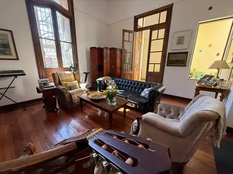 HERMOSA CASA DE 2 DORMITORIOS A LA VENTA