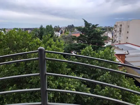 Vicente Lopez 100, Piso 5