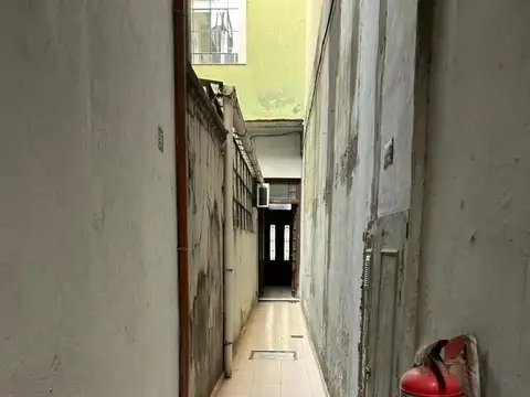 Av. Montes de Oca 1100