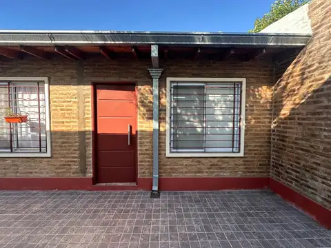 Carabelas 1379 entre Ramella y Constitución, Bernal, Provincia de Buenos Aires, 100