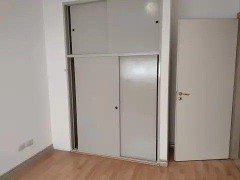 Departamento en Venta en Flores, USD 120.000