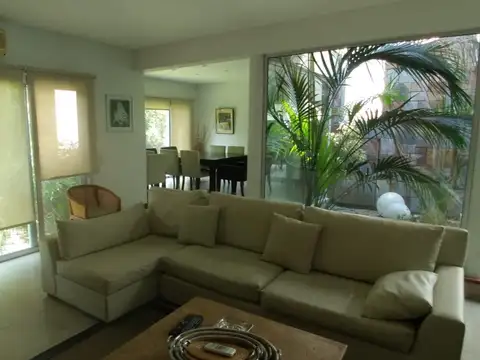 Casa en Venta en Barrancas De San Jose, USD 420.000