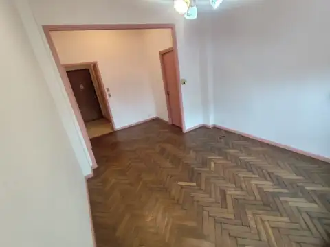 Bernardo de Irigoyen 500, Piso 3