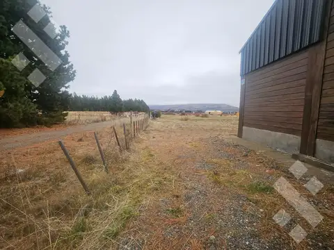 Alquiler de galpón 150 m2 - B.º Las Marias del Valle - San Martin de los Andes