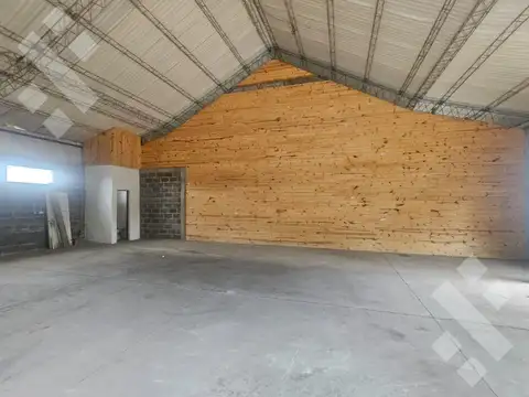 Alquiler de galpón 150 m2 - B.º Las Marias del Valle - San Martin de los Andes