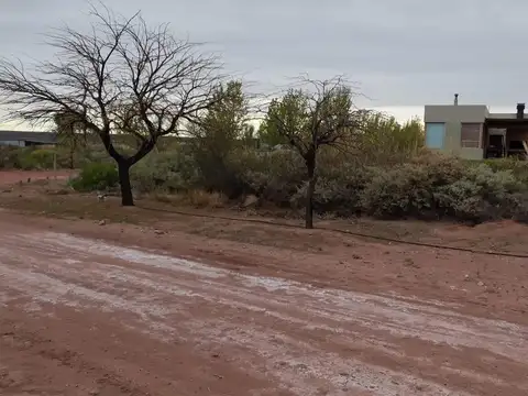 Terreno en Venta en Mari Menuco, USD 16.000