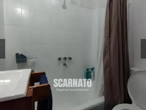 PH 2 ambientes a la venta 1 piso por escalera en Parque Patricios