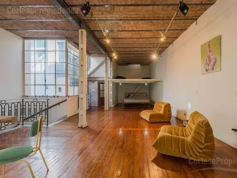 Depto Tipo Casa en Venta 60 años