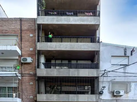 Rioja al 3100. Loft. Balcón terraza Norte