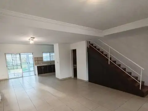 Casa en Alquiler en Ituzaingó, $ 1.200.000