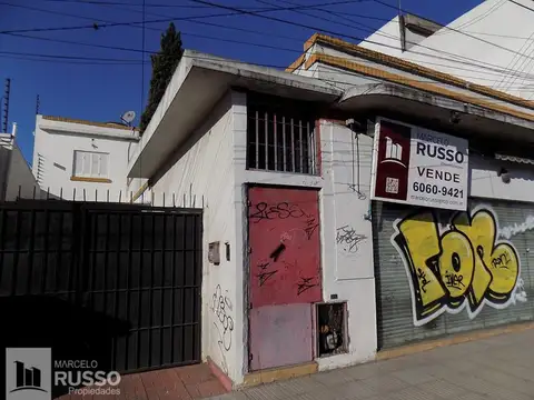 LOCAL c/ VIVIENDA s/ Av. VERGARA