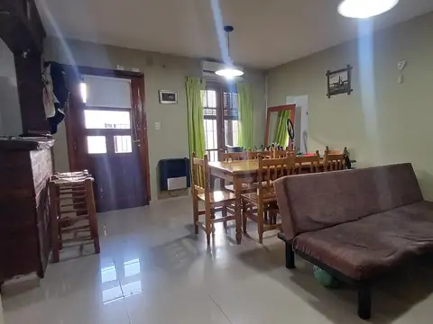 Depto Tipo Casa 3 ambientes con 1 baño